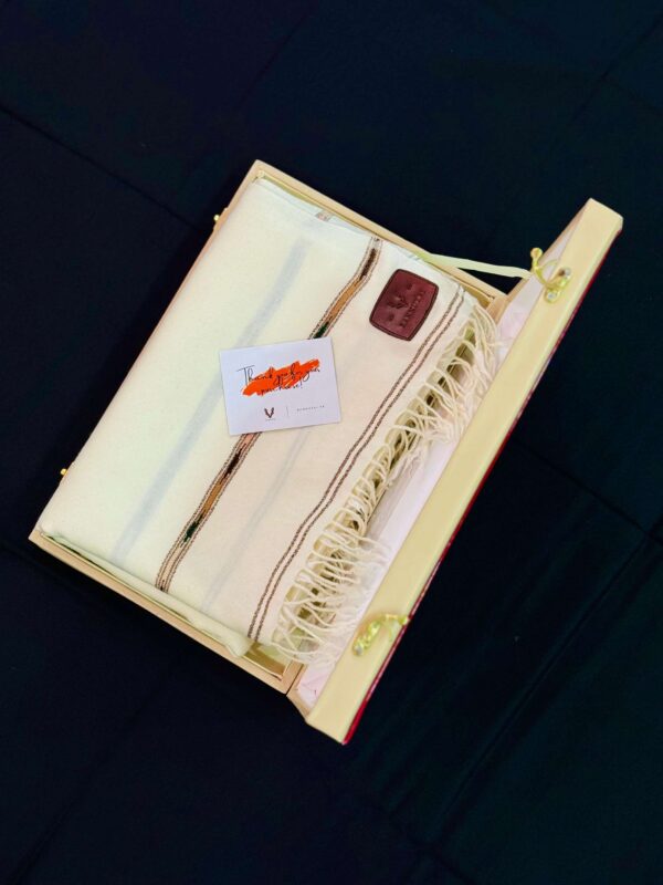 bannuzai shwal gift box pakaging
